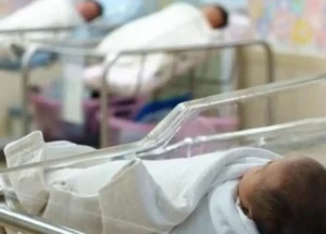 الولادات في فرنسا تصل لأدنى مستوى منذ الحرب العالمية الثانية.