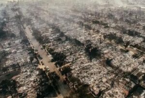 مشهد جوي يكشف حجم حرائق لوس أنجلوس