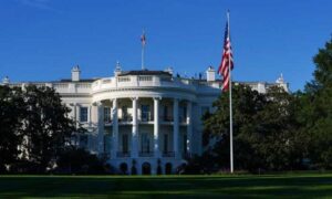 البيت الأبيض يتوقع تسريح 10 آلاف موظف بسبب الإغلاق الحكومي